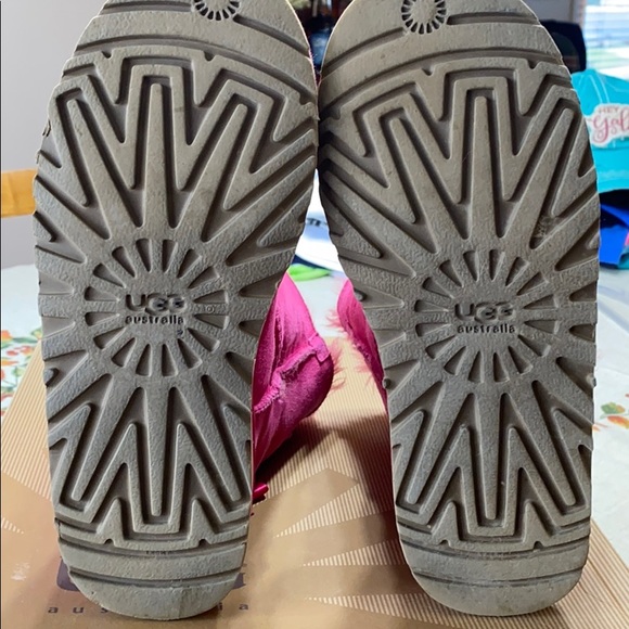 UGG boots: youth pink Bailey bow - Picture 12 of 12